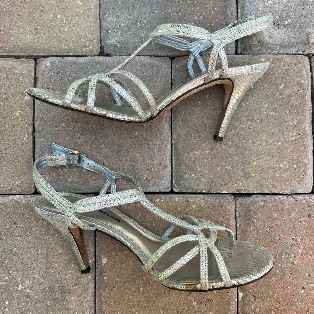Antonio Melani Silver Dazzle Heels - Picture 4 of 7